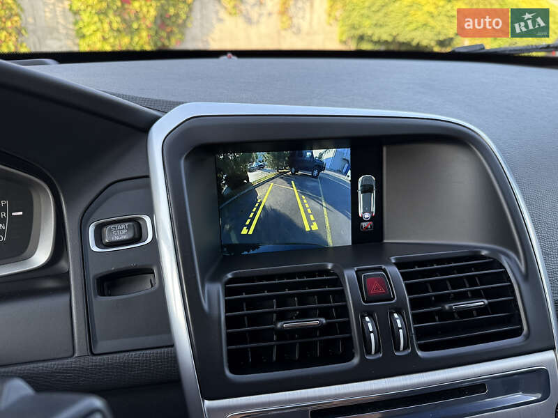 Внедорожник / Кроссовер Volvo XC60 2015 в Ровно