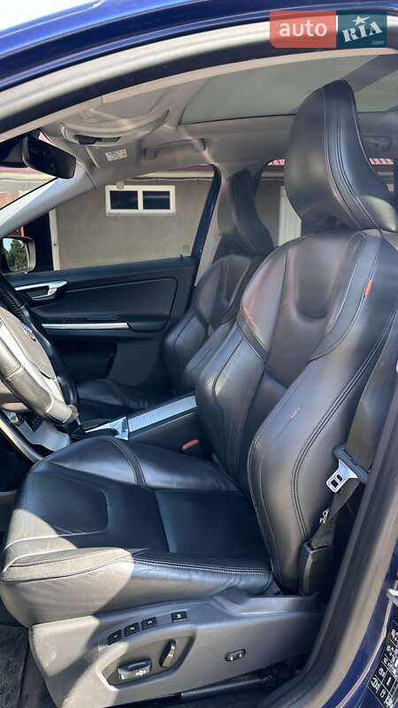 Внедорожник / Кроссовер Volvo XC60 2015 в Горохове фото 11 Внедорожник / Кроссовер Volvo XC60 2015 в Горохове
