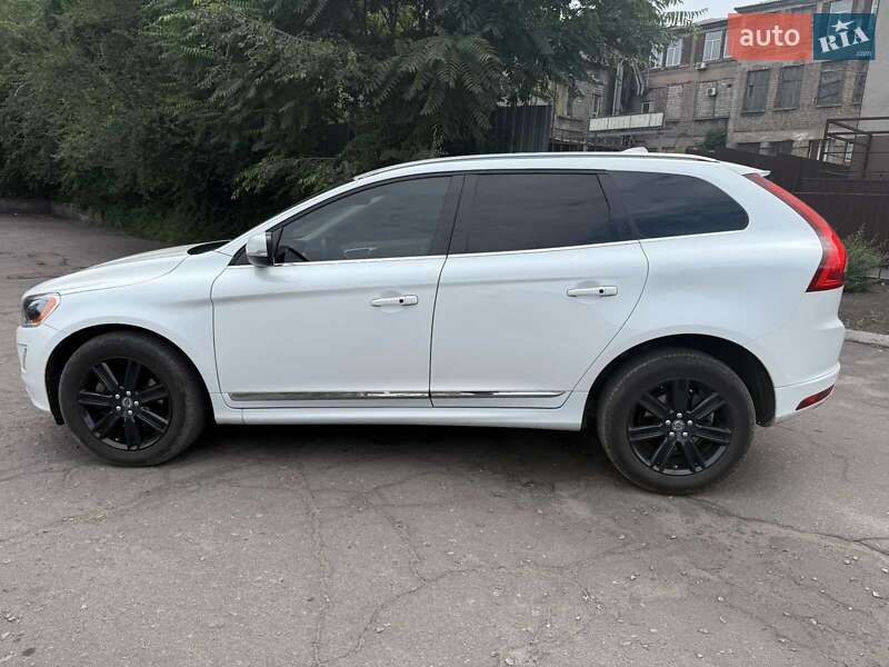 Позашляховик / Кросовер Volvo XC60 2016 в Дніпрі