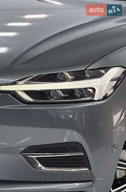 Внедорожник / Кроссовер Volvo XC60 2020 в 