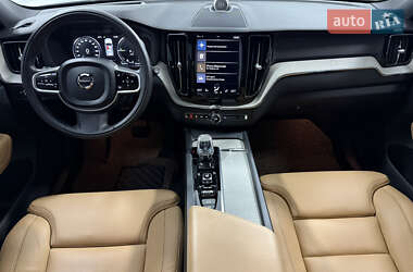 Внедорожник / Кроссовер Volvo XC60 2020 в 