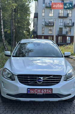 Внедорожник / Кроссовер Volvo XC60 2017 в 