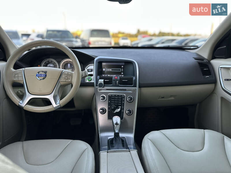 Внедорожник / Кроссовер Volvo XC60 2012 в Ровно