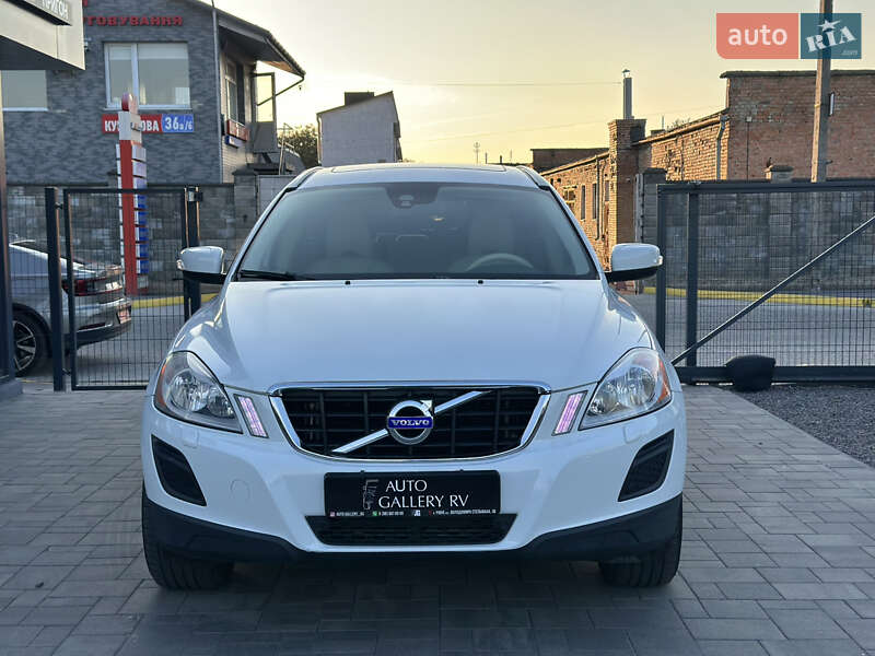 Внедорожник / Кроссовер Volvo XC60 2012 в Ровно