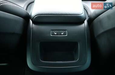 Внедорожник / Кроссовер Volvo XC60 2022 в 