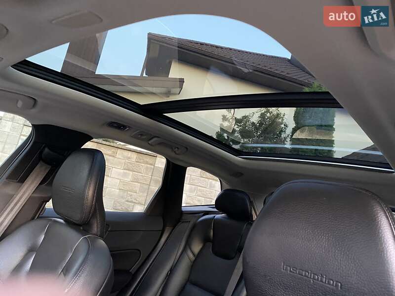 Внедорожник / Кроссовер Volvo XC60 2019 в Ровно
