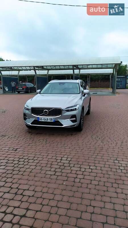 Внедорожник / Кроссовер Volvo XC60 2022 в Ровно