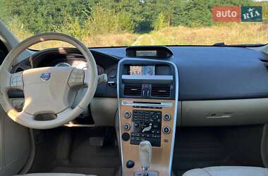 Внедорожник / Кроссовер Volvo XC60 2009 в 