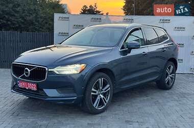 Внедорожник / Кроссовер Volvo XC60 2018 в 