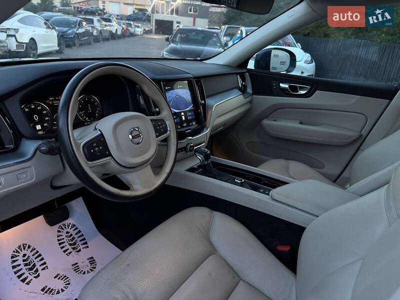 Внедорожник / Кроссовер Volvo XC60 2018 в Луцке фото 18 Внедорожник / Кроссовер Volvo XC60 2018 в Луцке