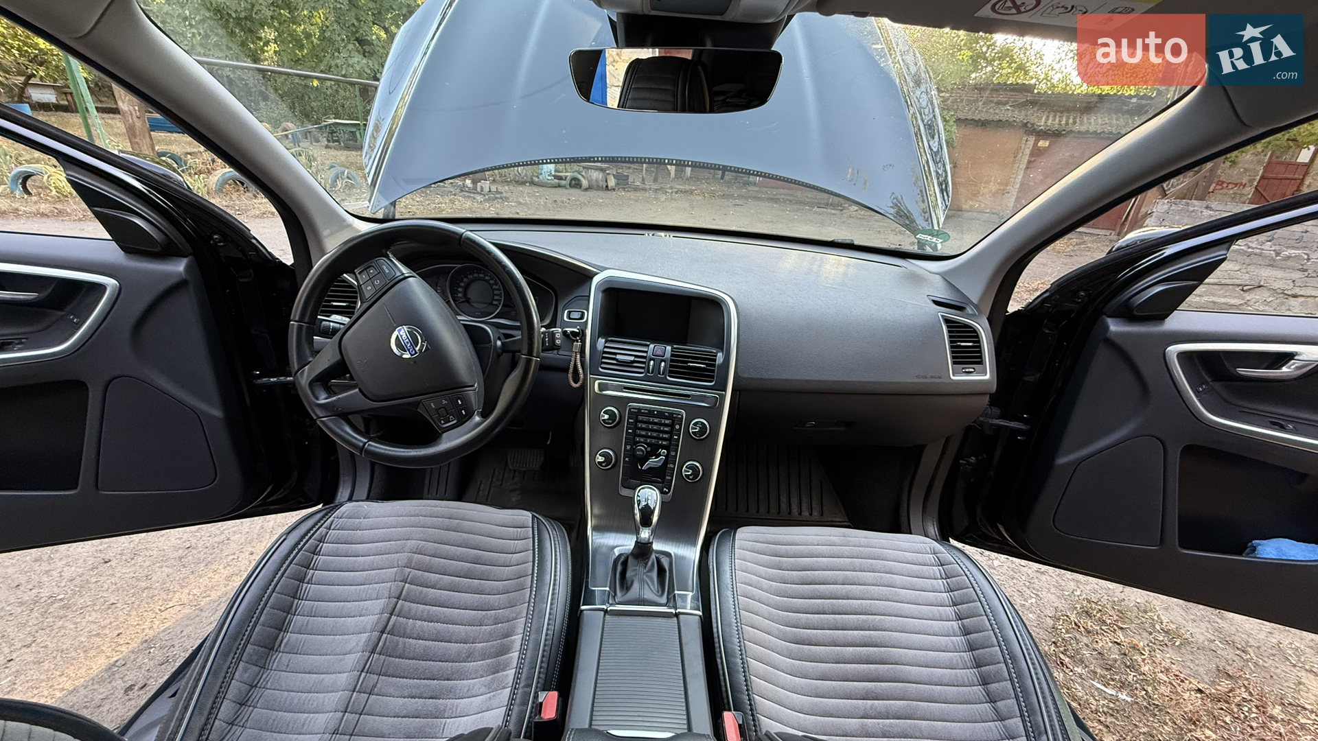 2016 Volvo XC60 - мініатюра 18