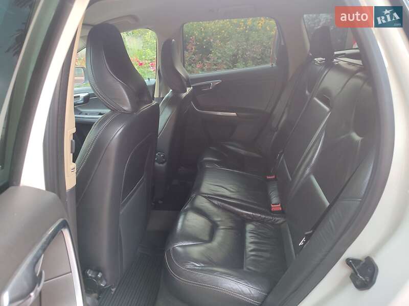 Внедорожник / Кроссовер Volvo XC60 2012 в Виннице