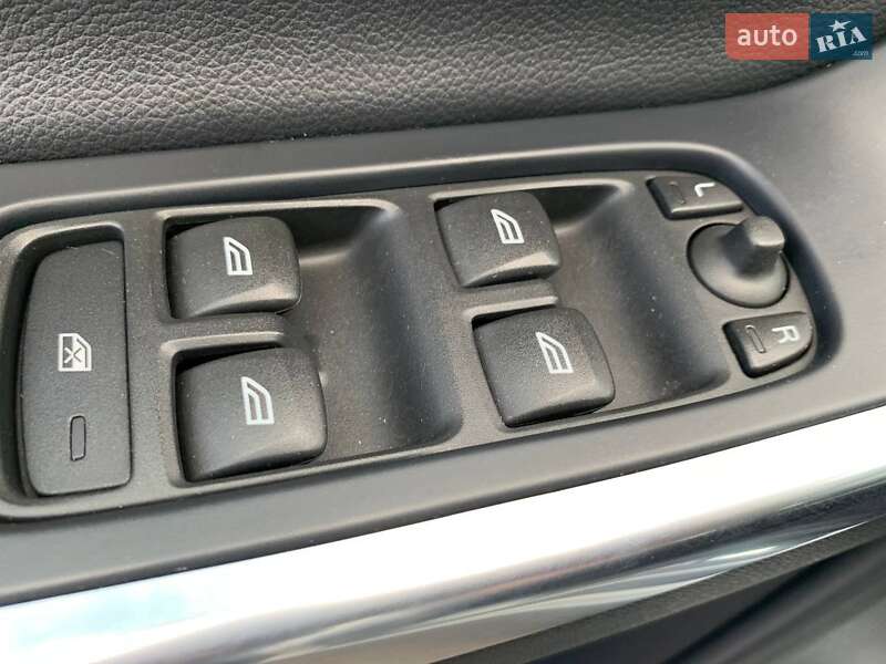 Внедорожник / Кроссовер Volvo XC60 2014 в Киеве