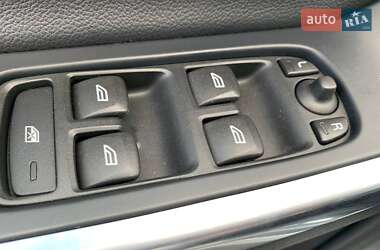 Внедорожник / Кроссовер Volvo XC60 2014 в 