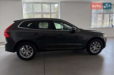 Внедорожник / Кроссовер Volvo XC60 2018 в 