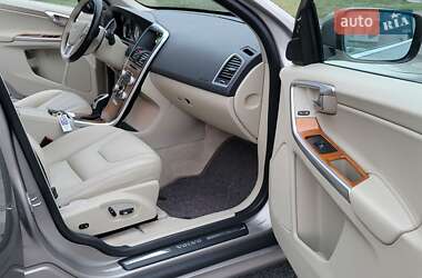 Внедорожник / Кроссовер Volvo XC60 2016 в 
