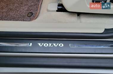 Внедорожник / Кроссовер Volvo XC60 2016 в 