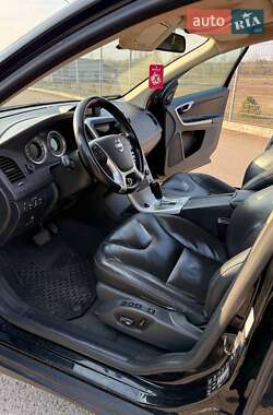Внедорожник / Кроссовер Volvo XC60 2010 в 