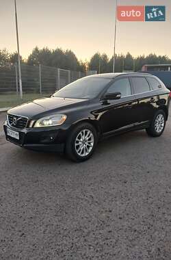 Внедорожник / Кроссовер Volvo XC60 2010 в 