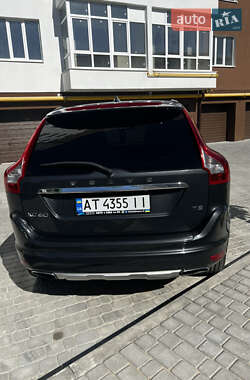 Внедорожник / Кроссовер Volvo XC60 2014 в 