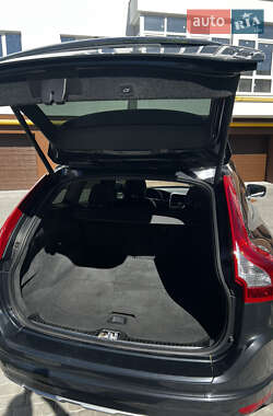 Внедорожник / Кроссовер Volvo XC60 2014 в 