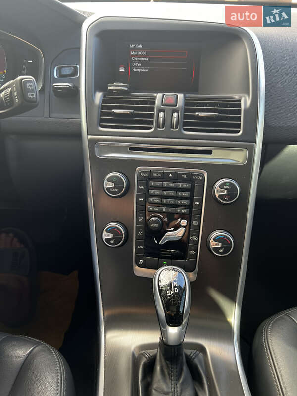 Внедорожник / Кроссовер Volvo XC60 2014 в Ивано-Франковске фото 33 Внедорожник / Кроссовер Volvo XC60 2014 в Ивано-Франковске