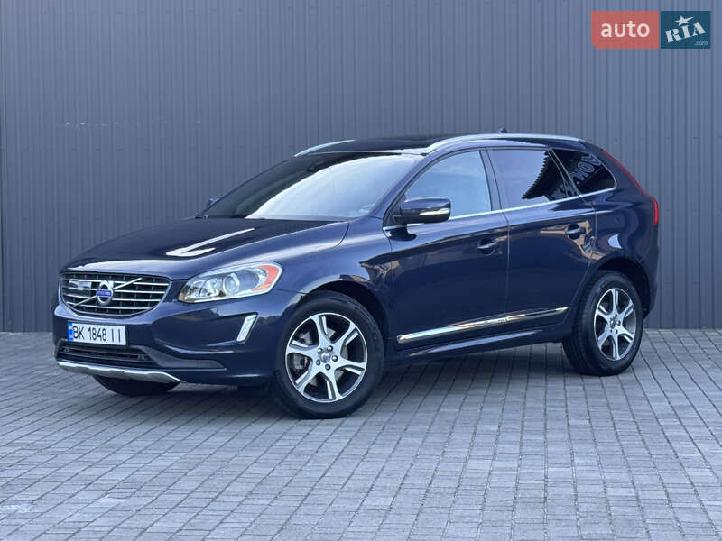 Внедорожник / Кроссовер Volvo XC60 2015 в Сарнах