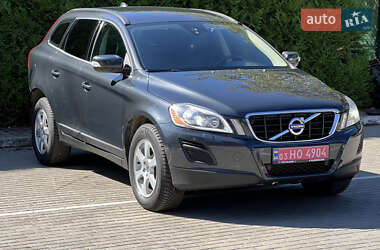 Внедорожник / Кроссовер Volvo XC60 2012 в 