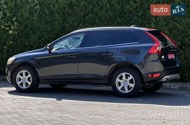 Внедорожник / Кроссовер Volvo XC60 2012 в 