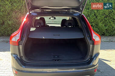 Внедорожник / Кроссовер Volvo XC60 2012 в 