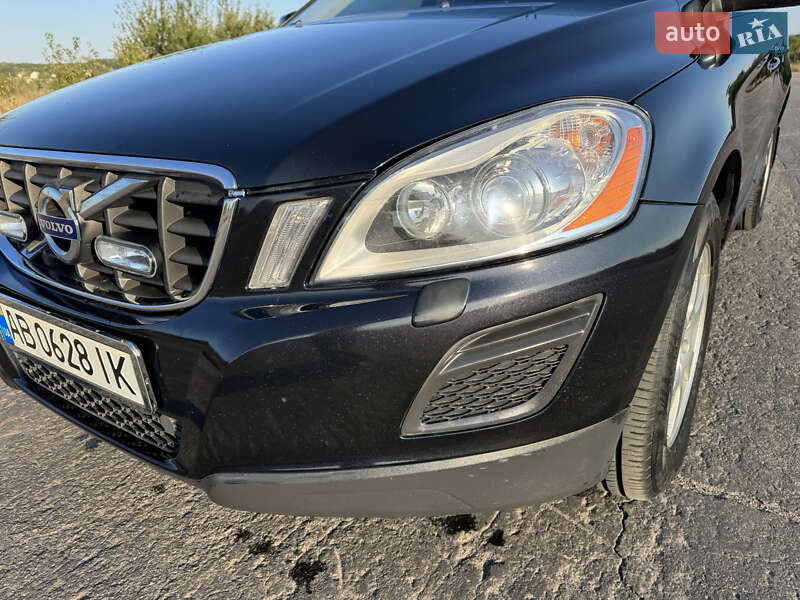 Внедорожник / Кроссовер Volvo XC60 2012 в Баре