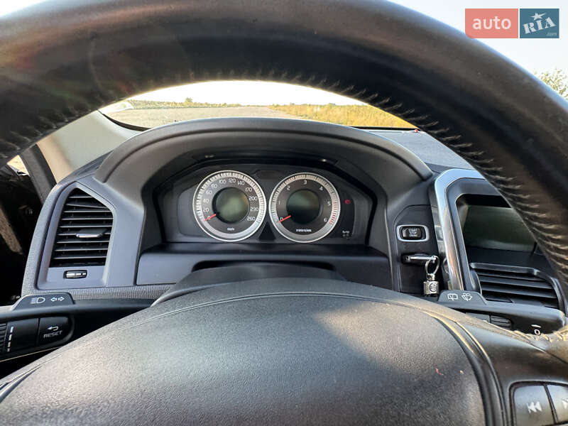 Внедорожник / Кроссовер Volvo XC60 2012 в Баре