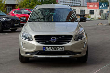 Внедорожник / Кроссовер Volvo XC60 2017 в Киеве