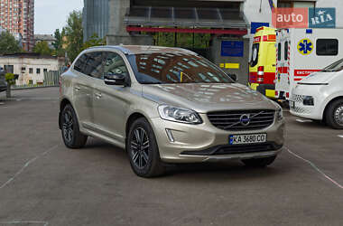 Внедорожник / Кроссовер Volvo XC60 2017 в 