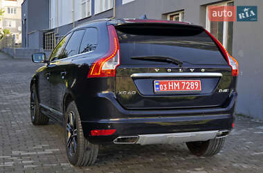 Внедорожник / Кроссовер Volvo XC60 2017 в 