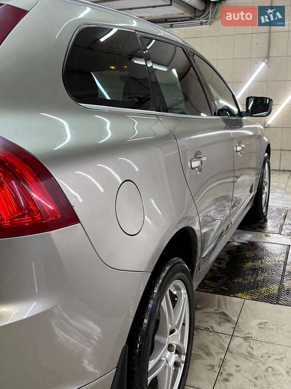Внедорожник / Кроссовер Volvo XC60 2016 в Одессе