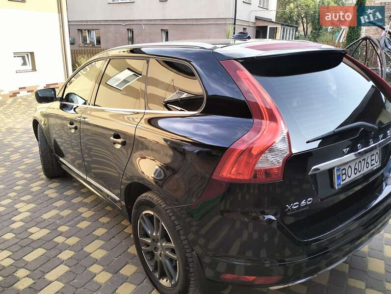 Внедорожник / Кроссовер Volvo XC60 2016 в Бережанах