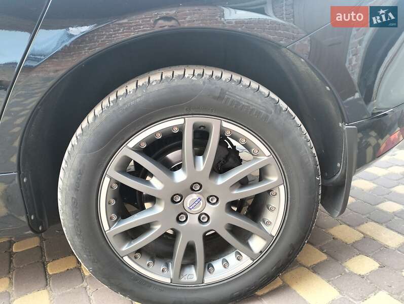 Внедорожник / Кроссовер Volvo XC60 2016 в Бережанах