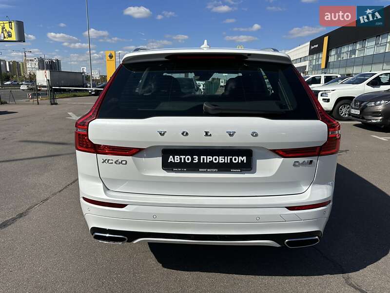 Внедорожник / Кроссовер Volvo XC60 2018 в Киеве