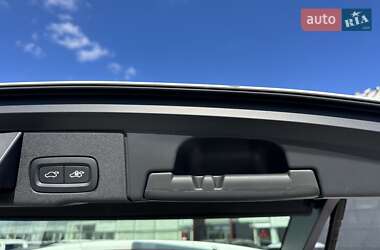 Внедорожник / Кроссовер Volvo XC60 2018 в 