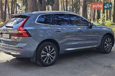 Внедорожник / Кроссовер Volvo XC60 2021 в 