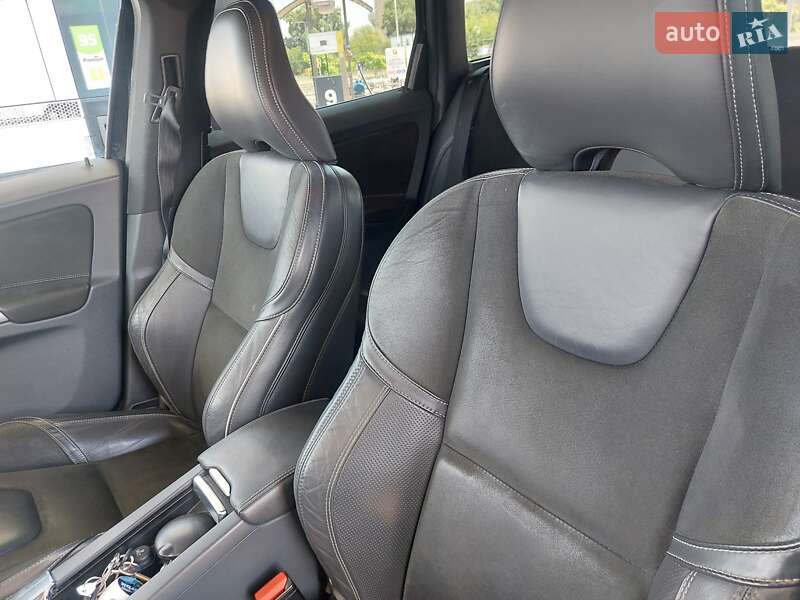 Внедорожник / Кроссовер Volvo XC60 2016 в Киеве фото 37 Внедорожник / Кроссовер Volvo XC60 2016 в Киеве