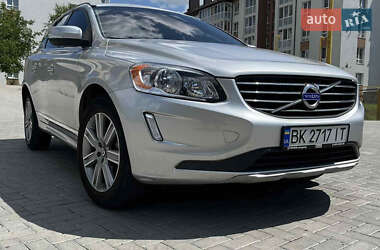 Внедорожник / Кроссовер Volvo XC60 2016 в 