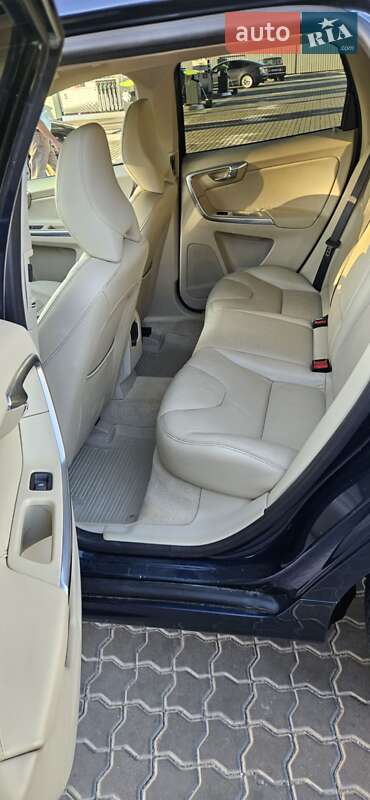 Внедорожник / Кроссовер Volvo XC60 2014 в Одессе