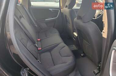 Внедорожник / Кроссовер Volvo XC60 2010 в 
