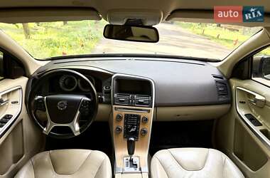 Внедорожник / Кроссовер Volvo XC60 2012 в 