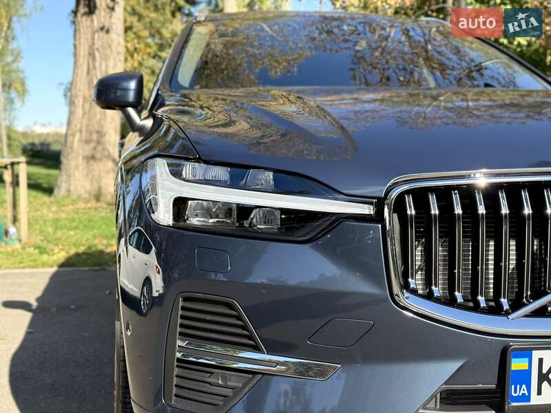 Внедорожник / Кроссовер Volvo XC60 2023 в Киеве