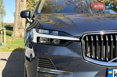 Позашляховик / Кросовер Volvo XC60 2023 в 
