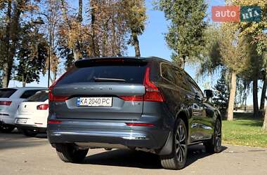Позашляховик / Кросовер Volvo XC60 2023 в 