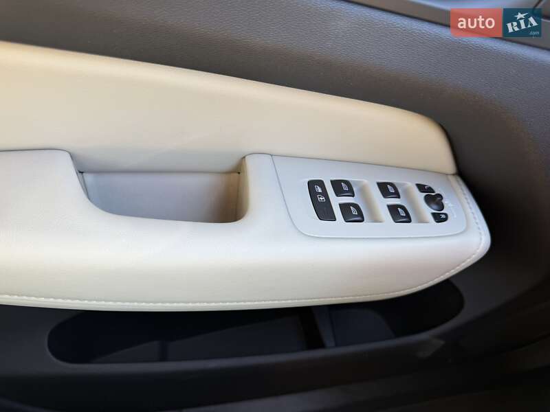 Внедорожник / Кроссовер Volvo XC60 2020 в Днепре